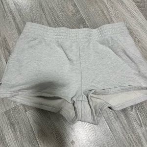 TNA Cozy Fleece Perfect 2"
Sweatshort